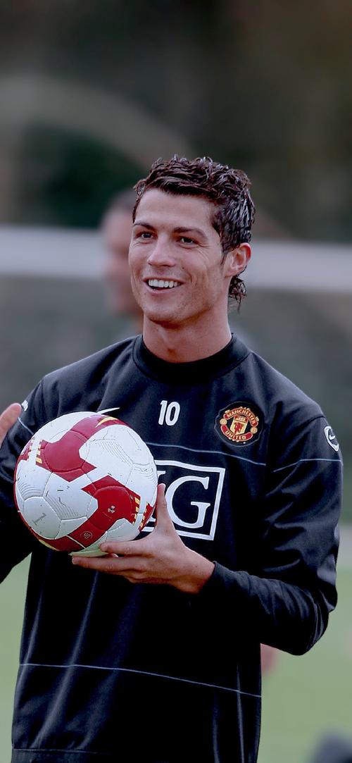 德甲第16轮战报：多特补时绝平法兰克福 多赛一场仍落后拜仁8分