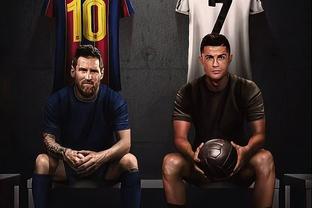 《神圣之门》童话城开启 懵懂少女加冕为王