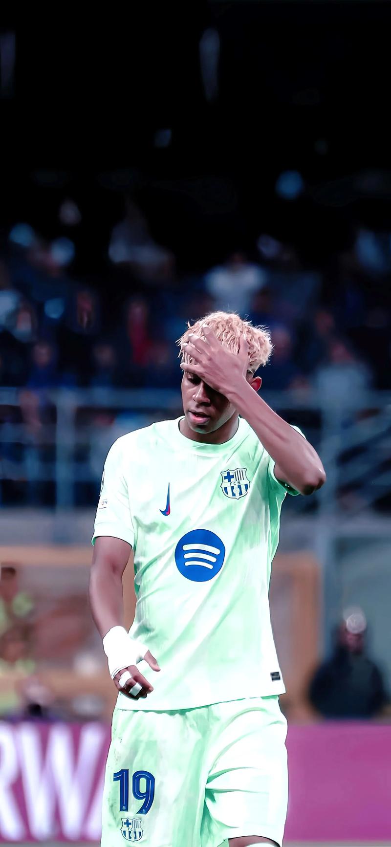 火箭队遭遇惨败，被西部倒数第一国王双杀，杜兰特状态难掩失望