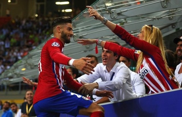 3个月前 德保罗给梅西写纸条：咱2个月后夺世界杯